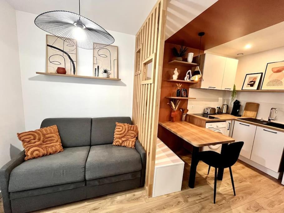 Zola 2pers Tv Appartement Nantes